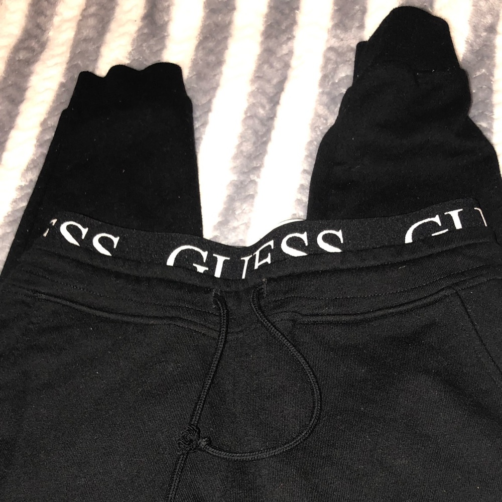 Women’s Guess Sweatpants size XS